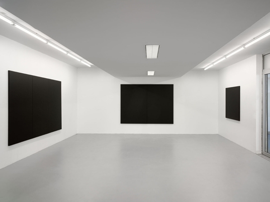 https://www.hugopernet.com/files/gimgs/th-23_peintures blanches (3,2,1)_ photo andré morin copie web.jpg